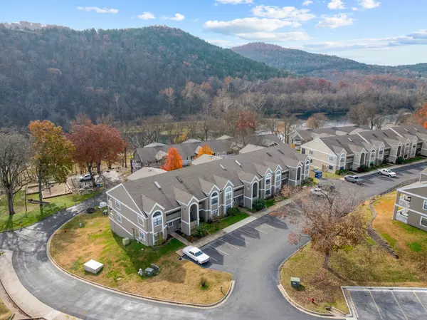 318 Wimbledon DR #8, Branson, MO 65616