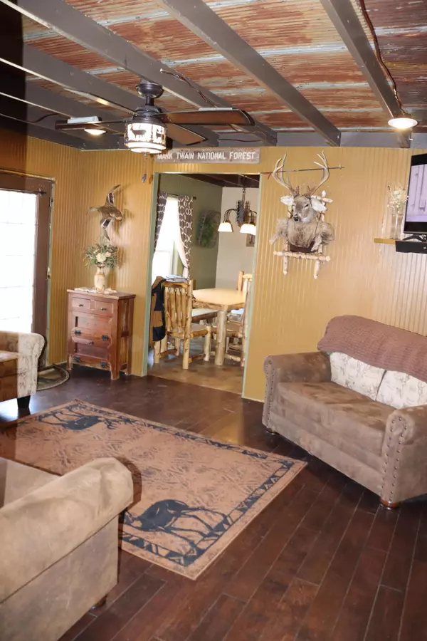 Ava, MO 65608,Rr 4 Box 1307-A