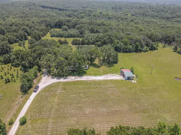 Preston, MO 65732,16482 County Road 339