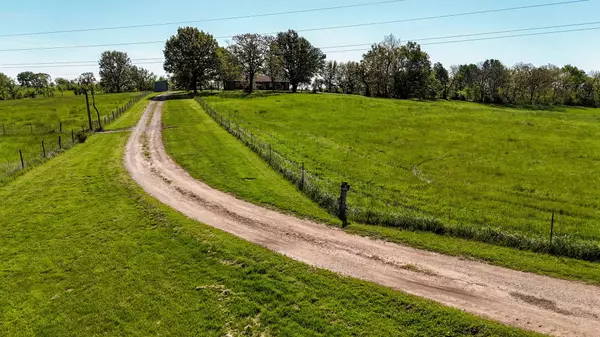 Walnut Grove, MO 65770,8610 N Farm Road 53