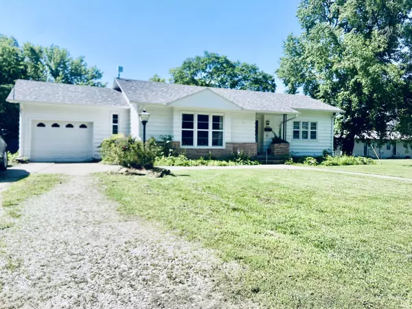 Greenfield, MO 65661,513 Meng ST