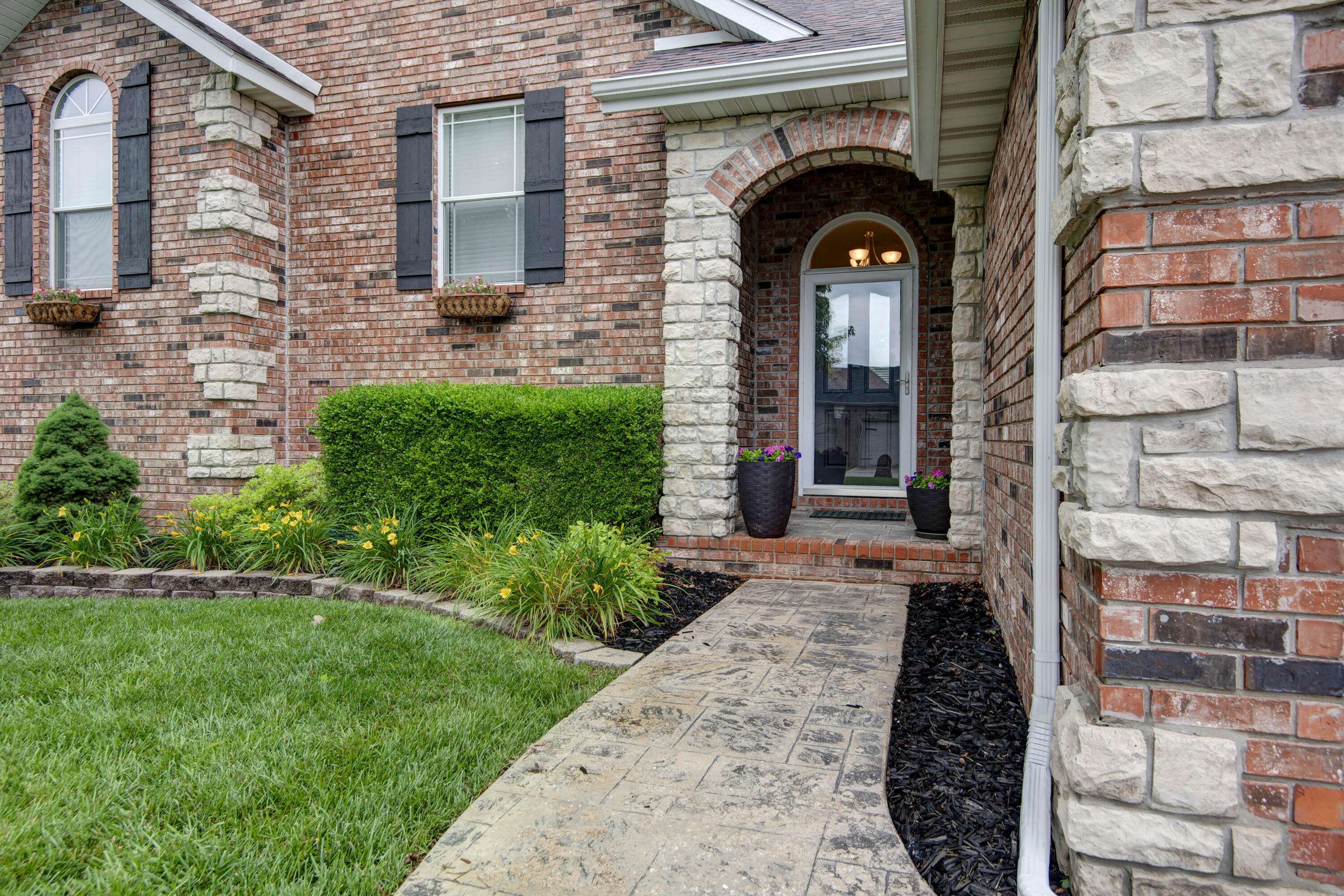 Battlefield, MO 65619,5229 S Carson ST