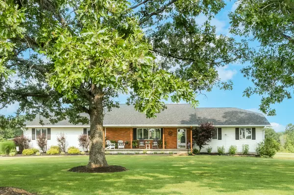 249 State Highway 73, Mack's Creek, MO 65786