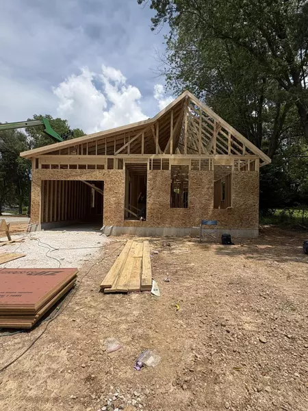 386 South AVE, Sparta, MO 65753