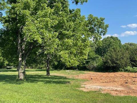 10669 Highway K, Wheatland, MO 65779
