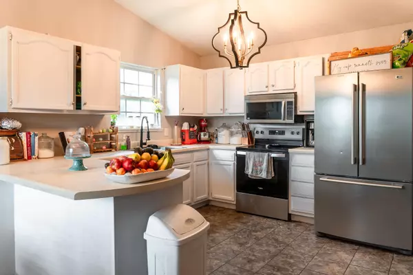 West Plains, MO 65775,1708 Tiffany ST
