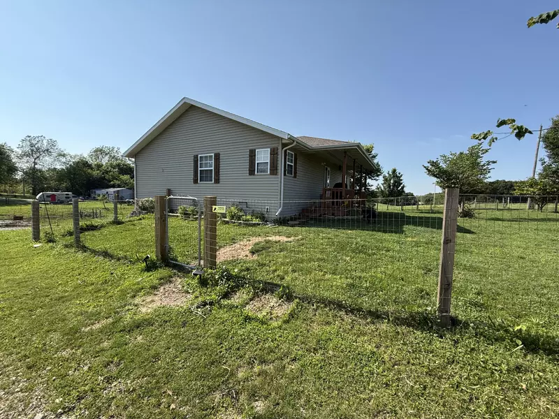 551 State Hwy O, Seymour, MO 65746