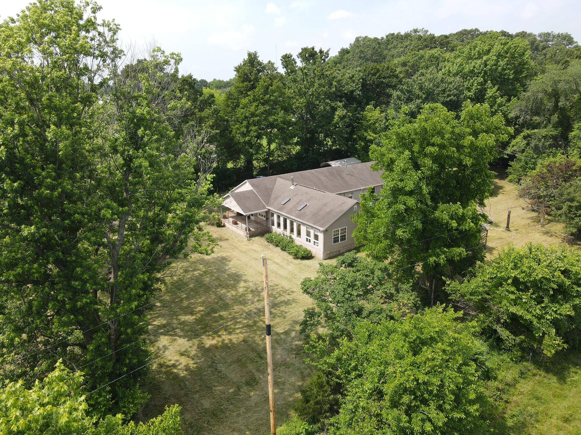 Cassville, MO 65625,16329 State Highway 76