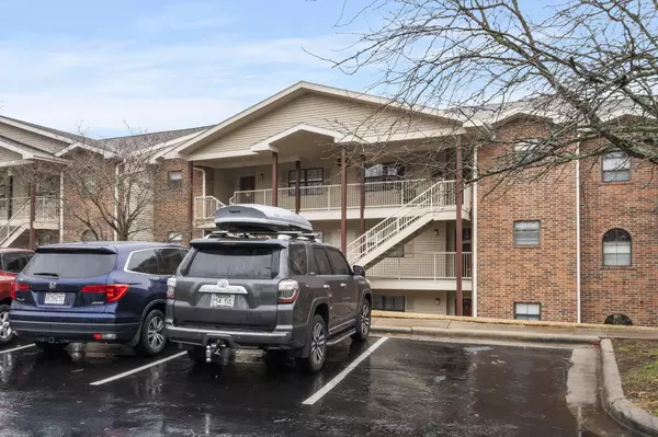 Branson, MO 65616,350 S Wildwood DR #20