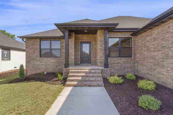 Springfield, MO 65802,2133 N Silver Charm AVE