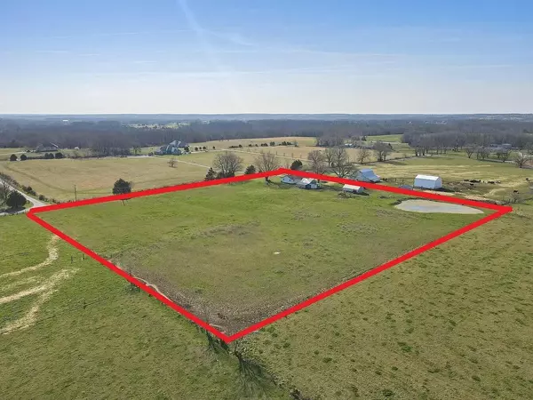 Rogersville, MO 65742,3809 Spring Hill RD