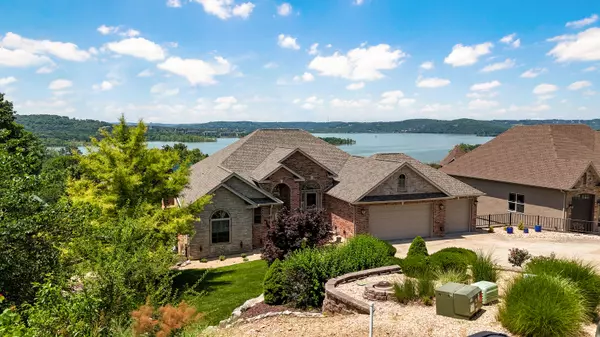 Hollister, MO 65672,615 Crescent DR