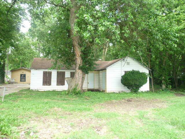 1831 N Golden AVE, Springfield, MO 65802