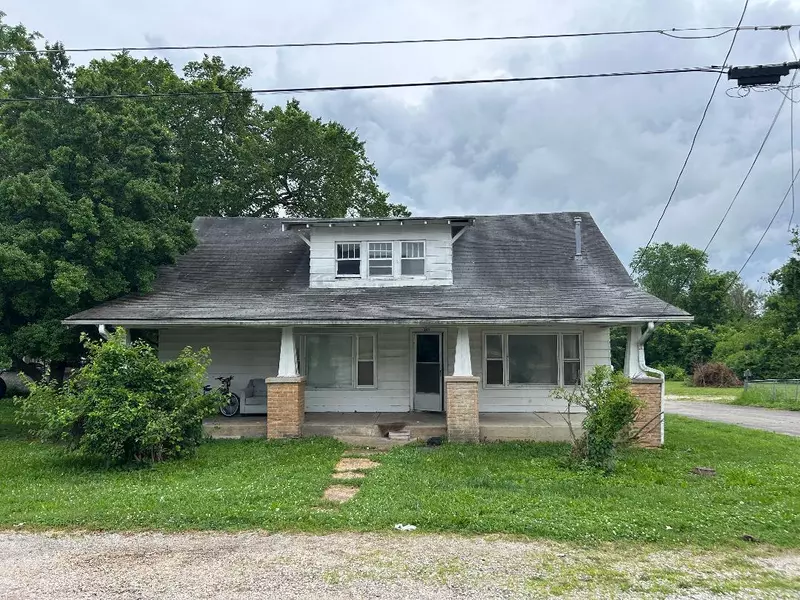 201 W Pennington AVE, Ava, MO 65608