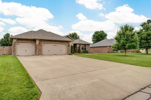Willard, MO 65781,688 Becky ST