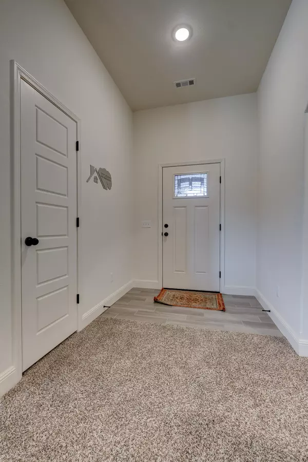 Ozark, MO 65721,1104 W Pebblebrooke DR