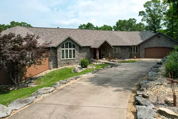 Branson West, MO 65737,112 Silver Oak WAY