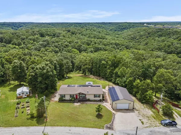 Reeds Spring, MO 65737,370 Jacobs Ridge RD