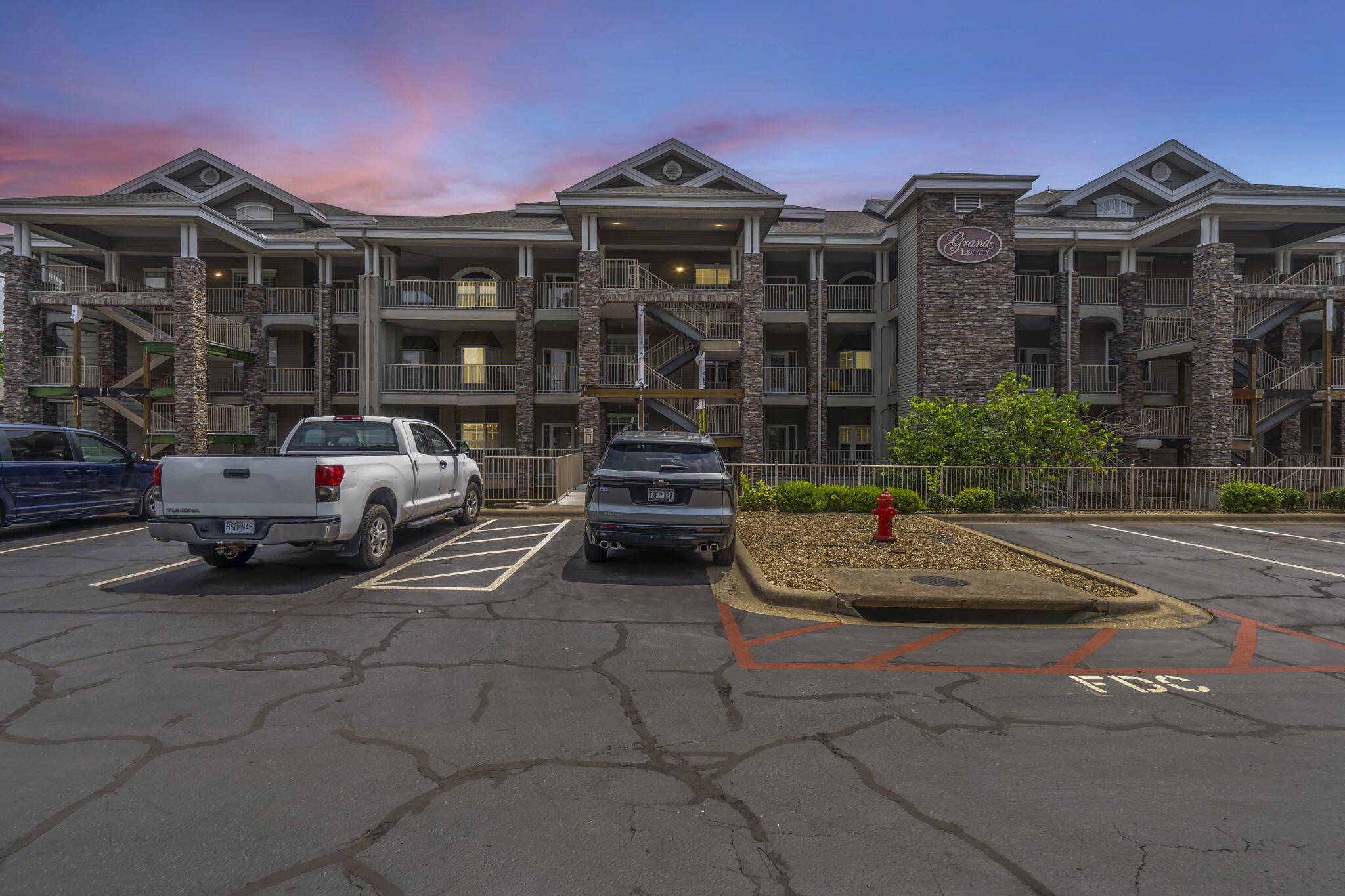 Branson, MO 65616,200 Glory RD #3