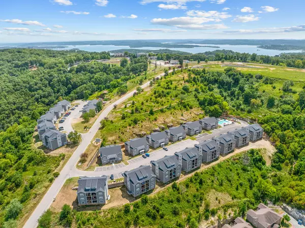 Branson, MO 65616,3010 N Vineyards Terrace #6