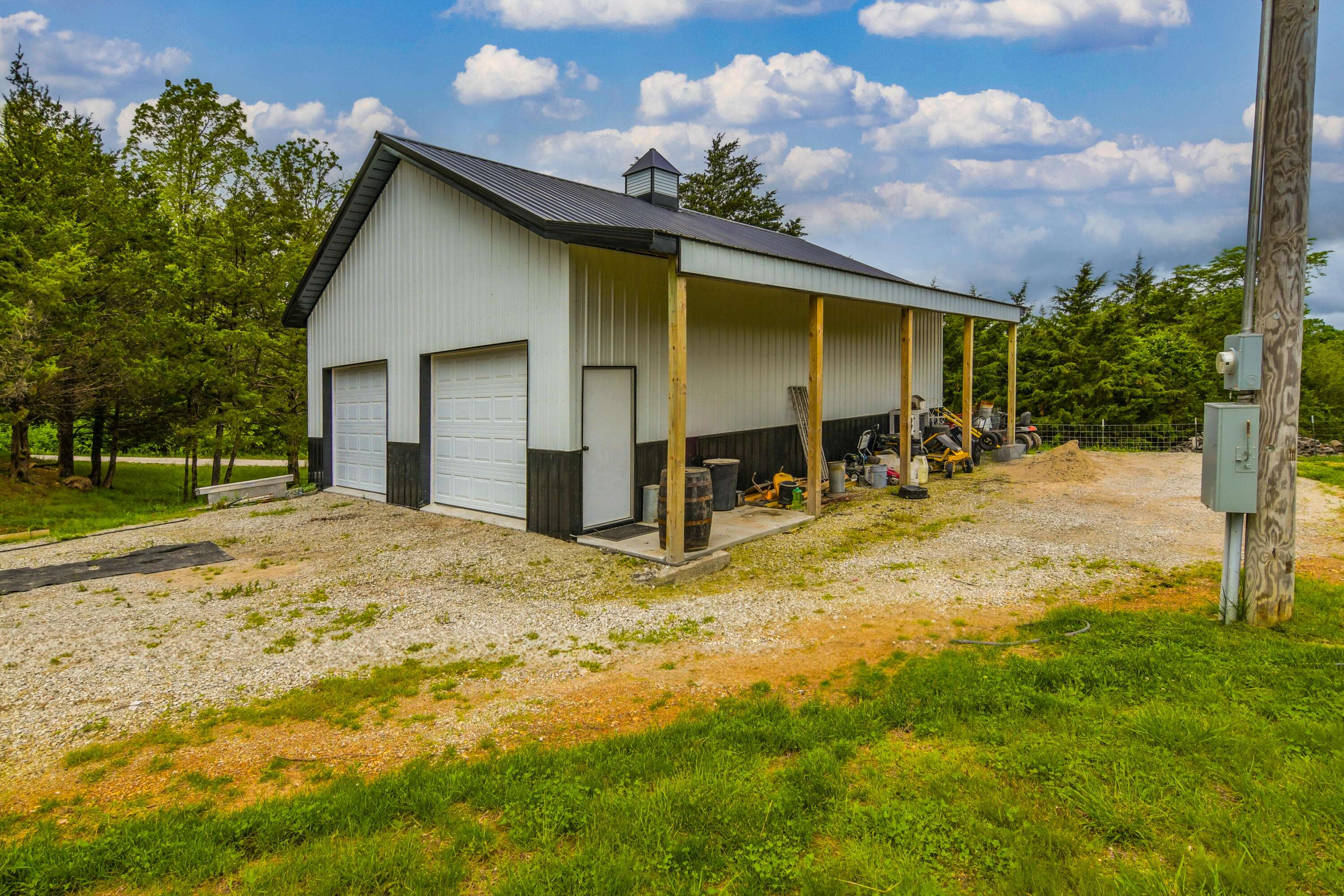 Seymour, MO 65746,4216 Skyline RD
