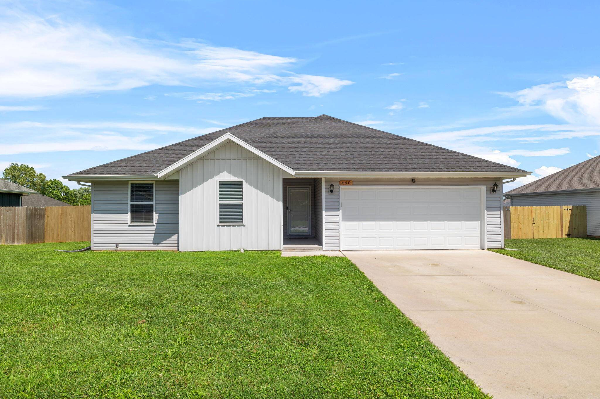 460 Hudson AVE, Republic, MO 65738