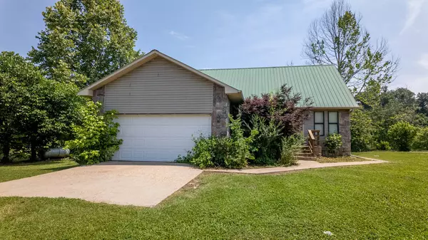 Mammoth Spring, AR 72554,4534 Bayou Access Road