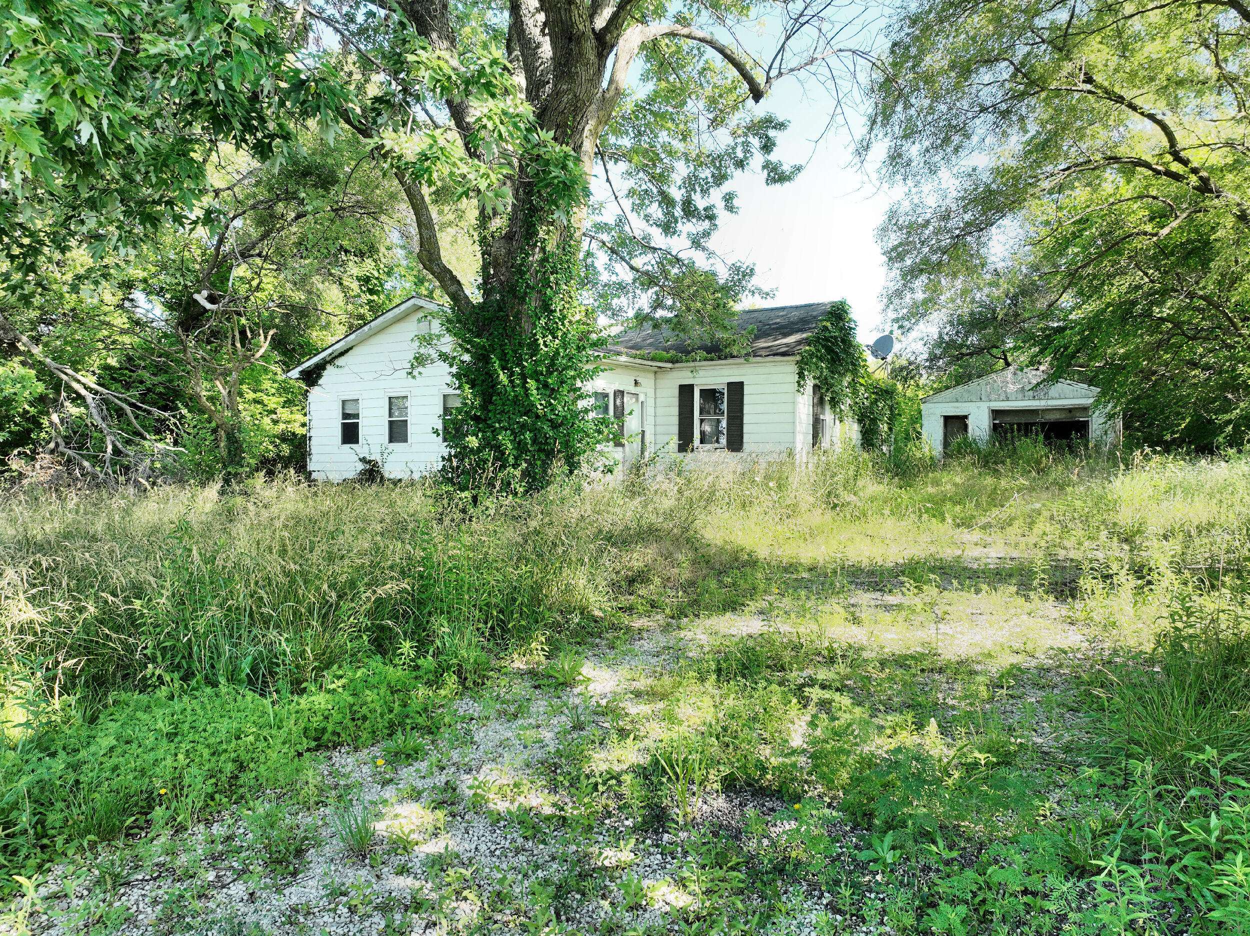 Rogersville, MO 65742,3897 W Lewis And Clark EXPY