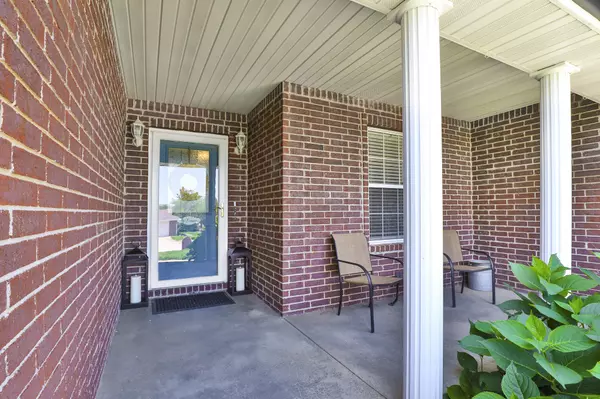 Marshfield, MO 65706,1020 Berkley DR