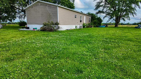 Preston, MO 65732,18080 County Road 361