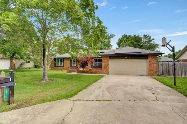 Springfield, MO 65803,6919 W Lone Oak ST