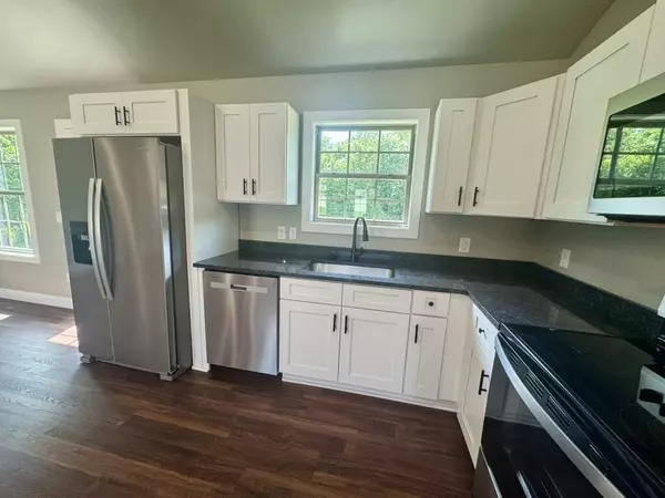 Monett, MO 65708,1520 Ridgemont AVE
