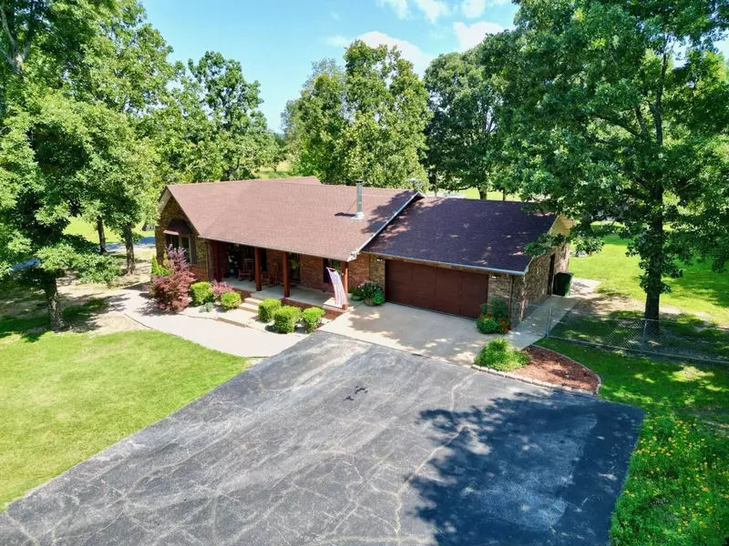 16051 Mo 142, Thayer, MO 65791