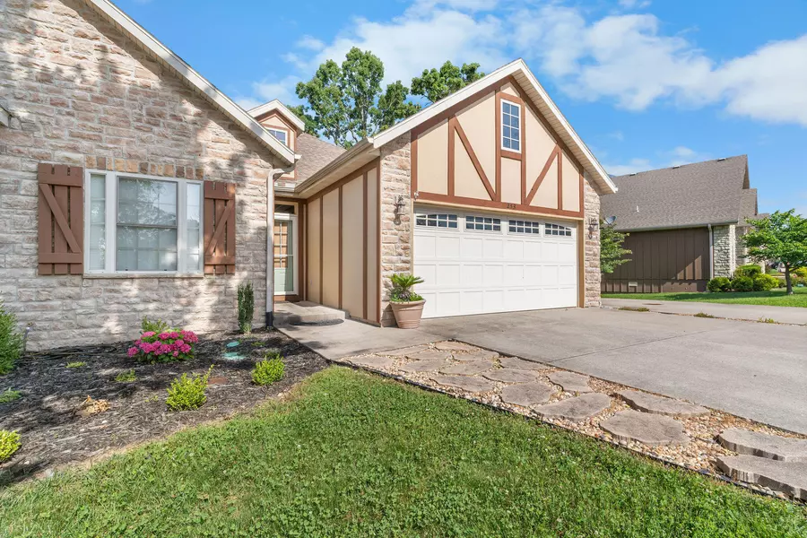 253 Cedar Glade DR, Branson West, MO 65737