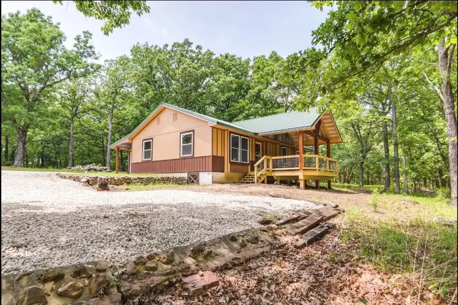 23338 State Rte 64b, Pittsburg, MO 65724