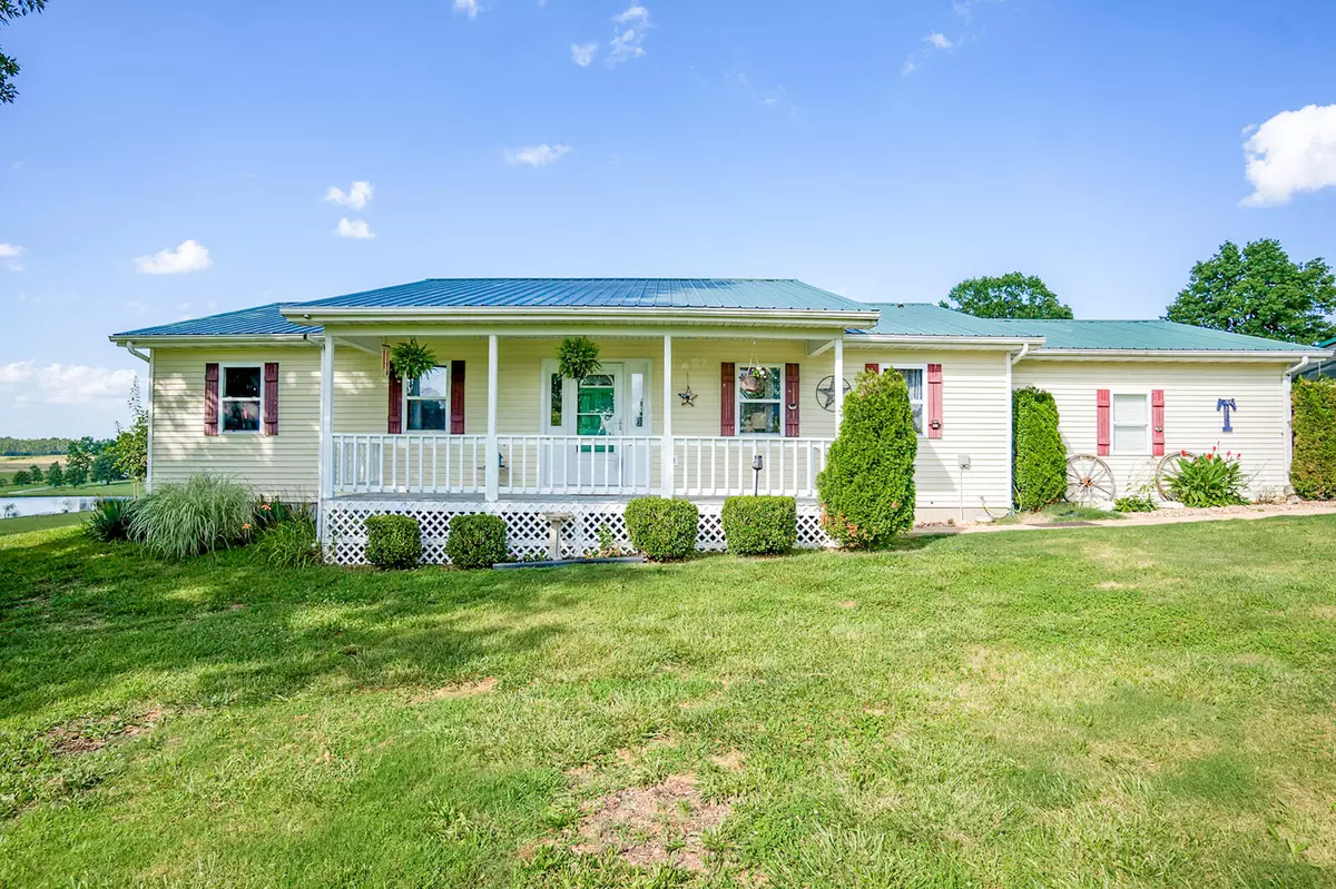 West Plains, MO 65775,4154 Private Road 7201
