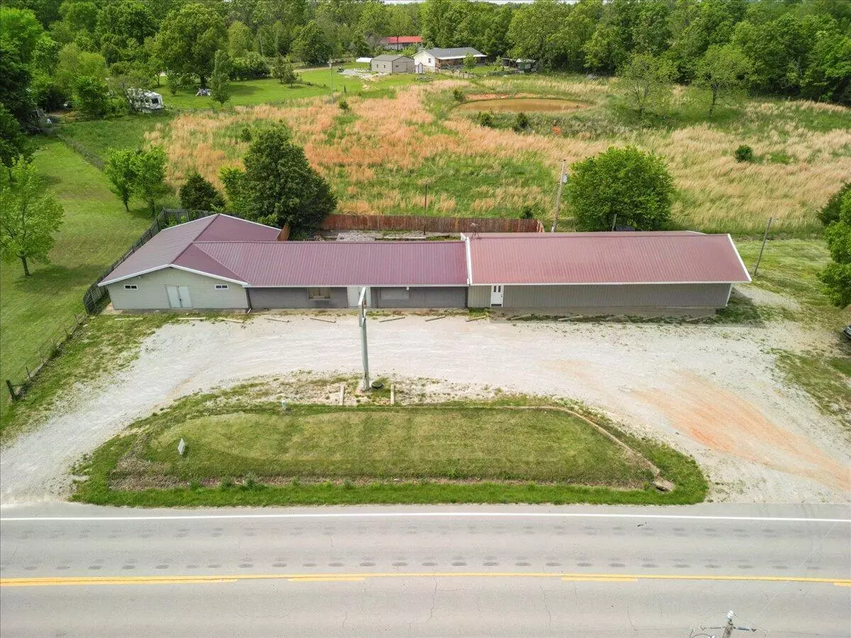West Plains, MO 65775,3493 Us Highway 160
