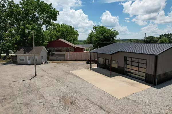 West Plains, MO 65775,1677 S Us Highway 63