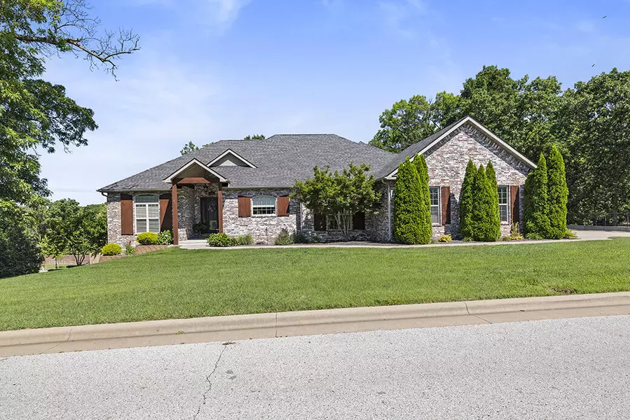 2741 Summit DR, Joplin, MO 64804