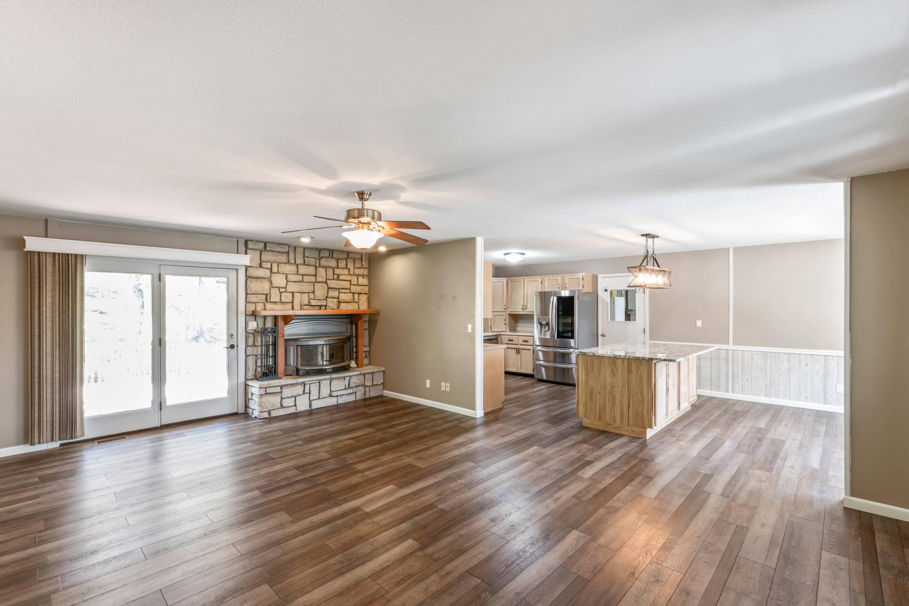Shell Knob, MO 65747,183 S Heatherwood RD