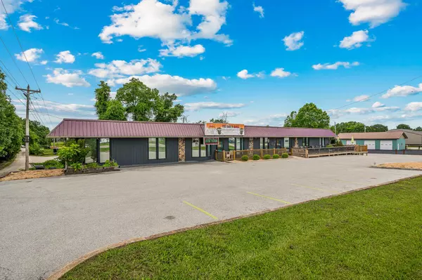 Reeds Spring, MO 65737,48 State Hwy Oo