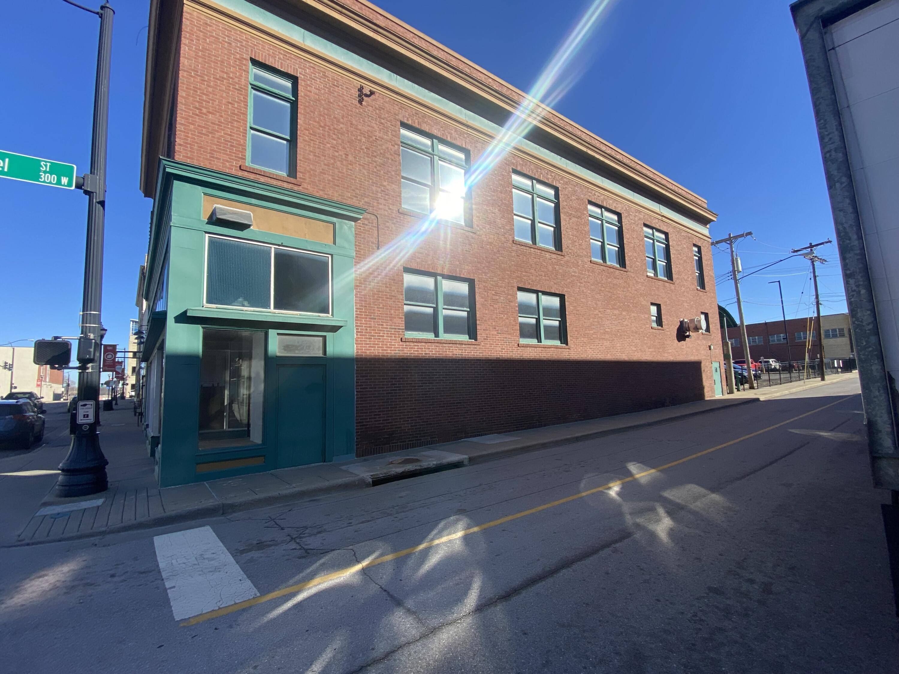 Springfield, MO 65806,325 W Mcdaniel ST