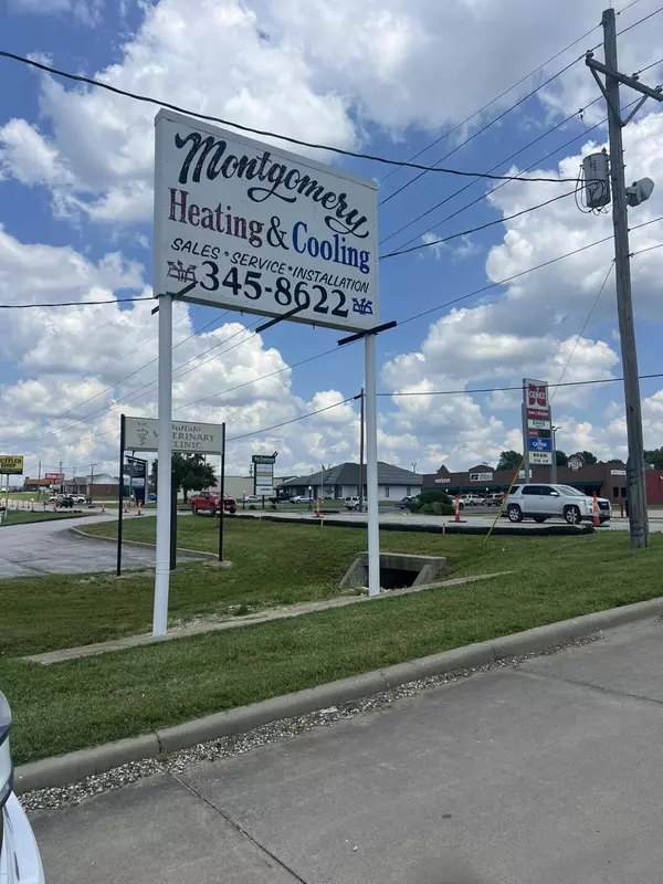 Buffalo, MO 65622,1223 S Ash Street ST