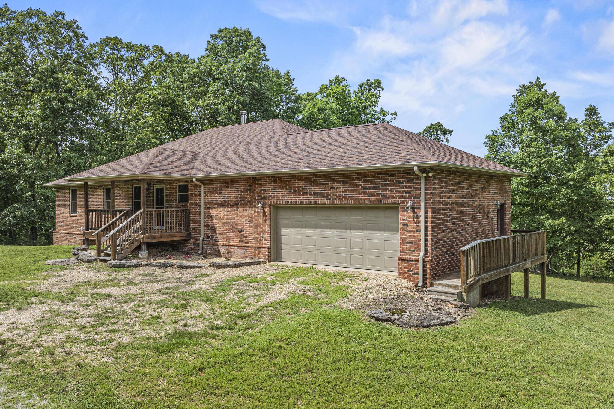 Theodosia, MO 65761,237 Lawrence LN