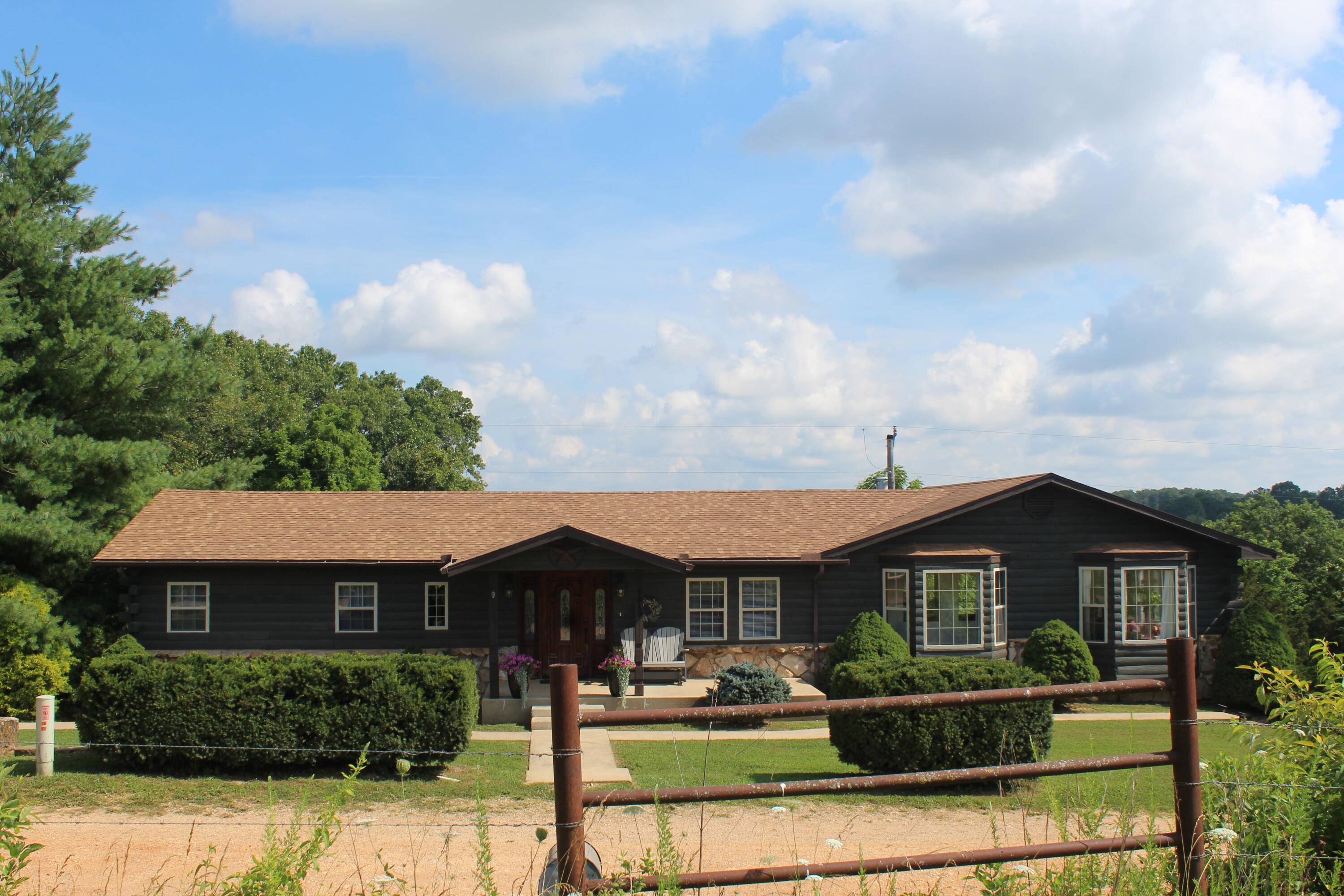 7019 County Road 1320, West Plains, MO 65775