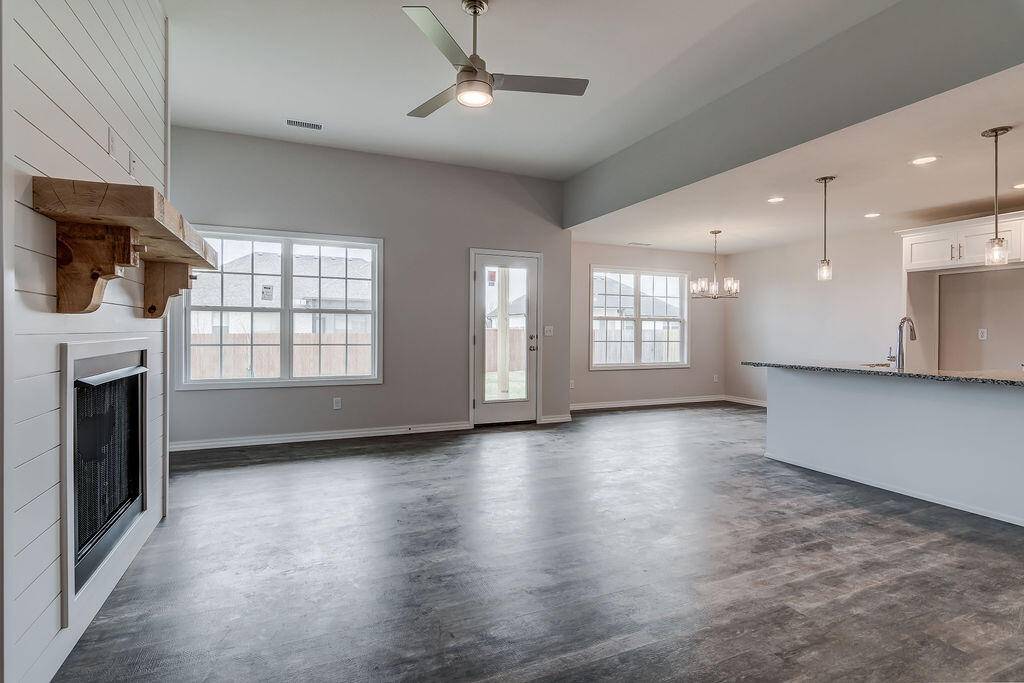 Republic, MO 65738,3032 E Heritage ST