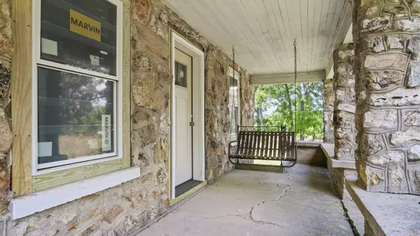 West Plains, MO 65775,5603 County Road 3250
