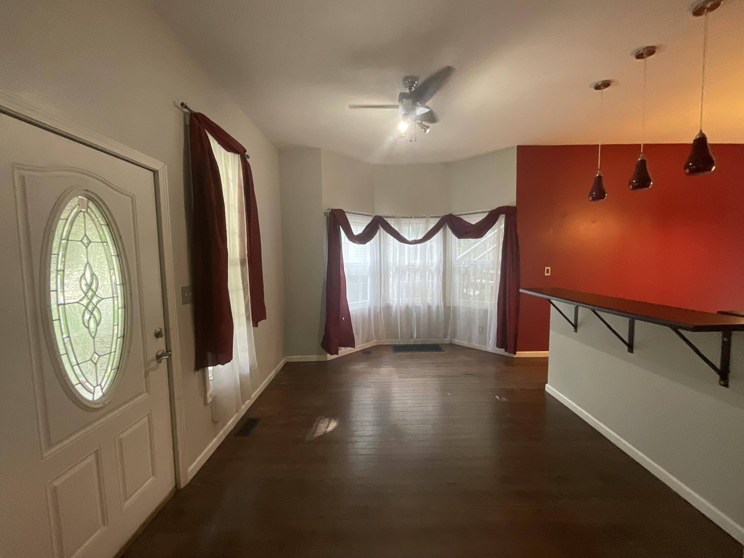 Springfield, MO 65806,630 W State ST