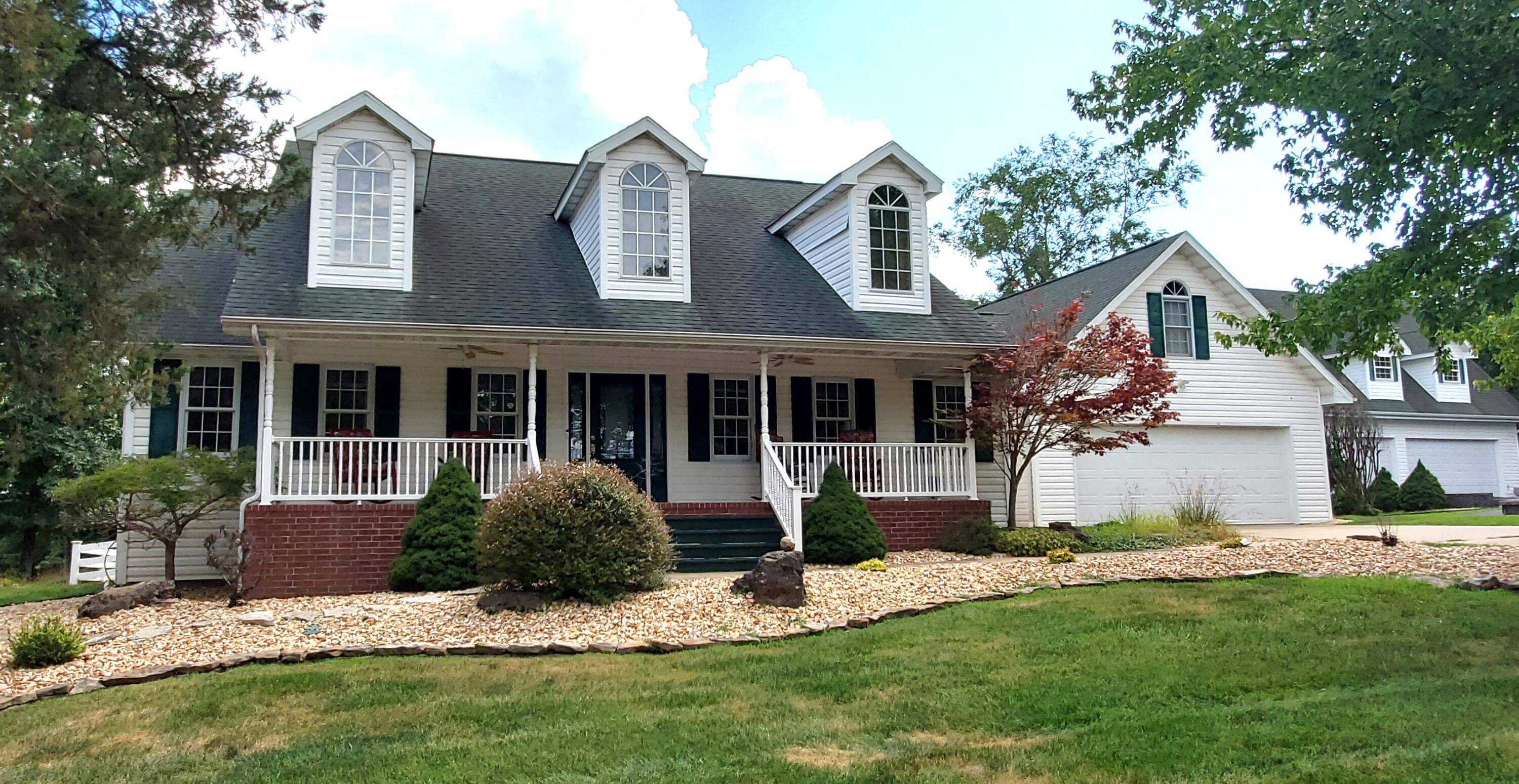 1536 Little Aunts Creek RD, Kimberling City, MO 65686