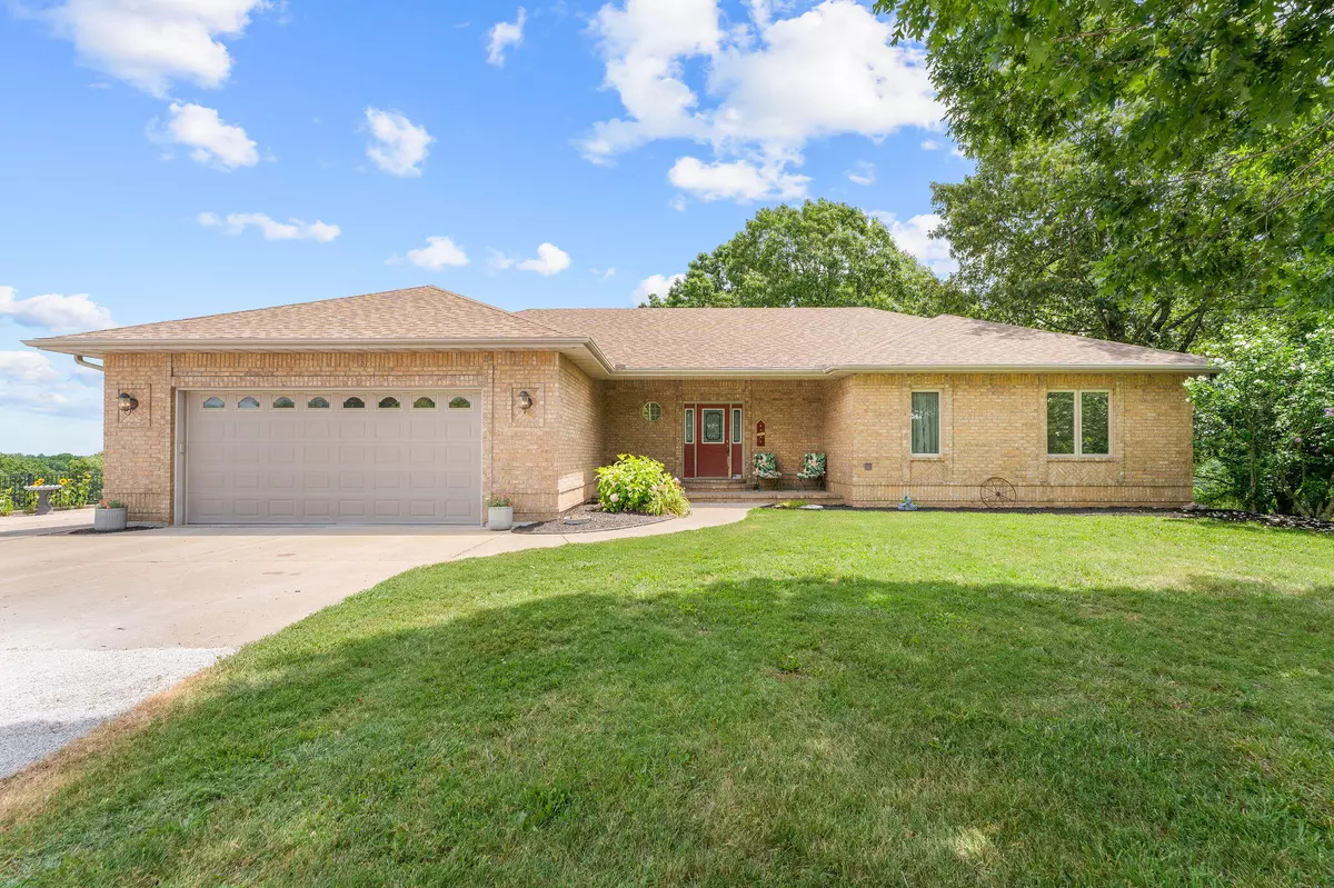 Reeds Spring, MO 65737,Address not disclosed